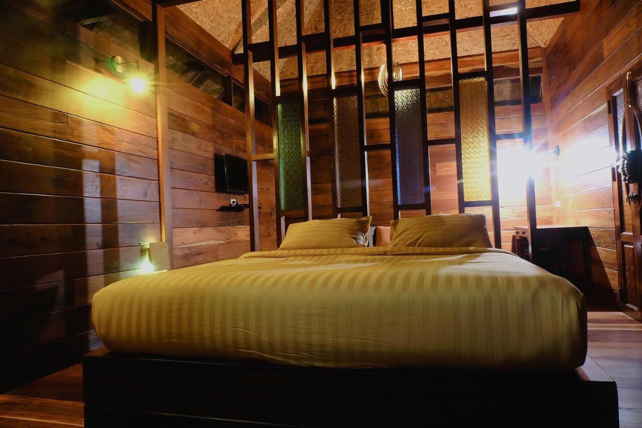The For Rest Resort Sai Yok Exteriör bild