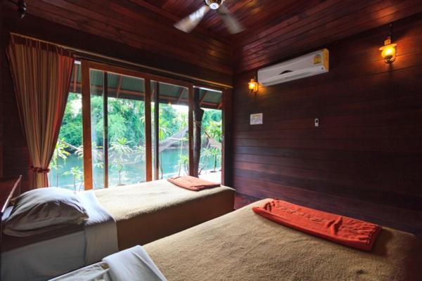 The For Rest Resort Sai Yok Exteriör bild